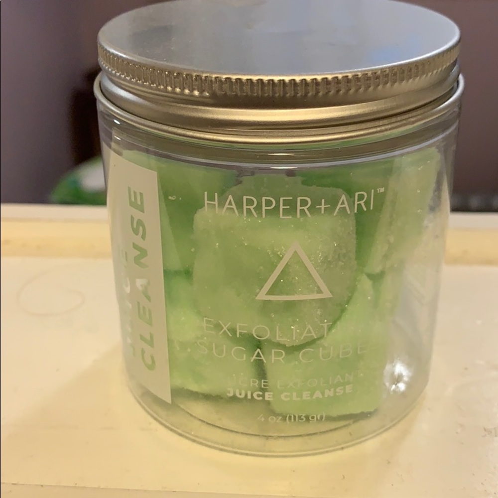 Juice Cleanse exfoliating sugar cubes